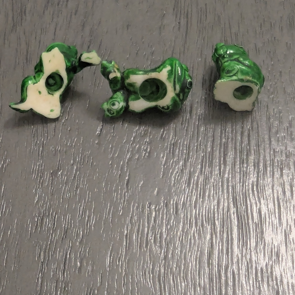 šø Vintage German Frog Collection | Enamel Frog Band Bracelet+Goebel-Style Figur - Picture 5 of 11